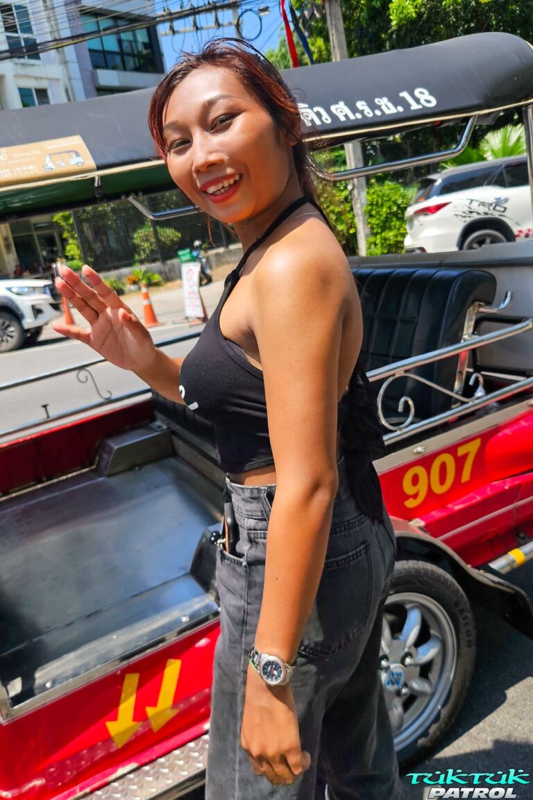 TukTukPatrol - Taew